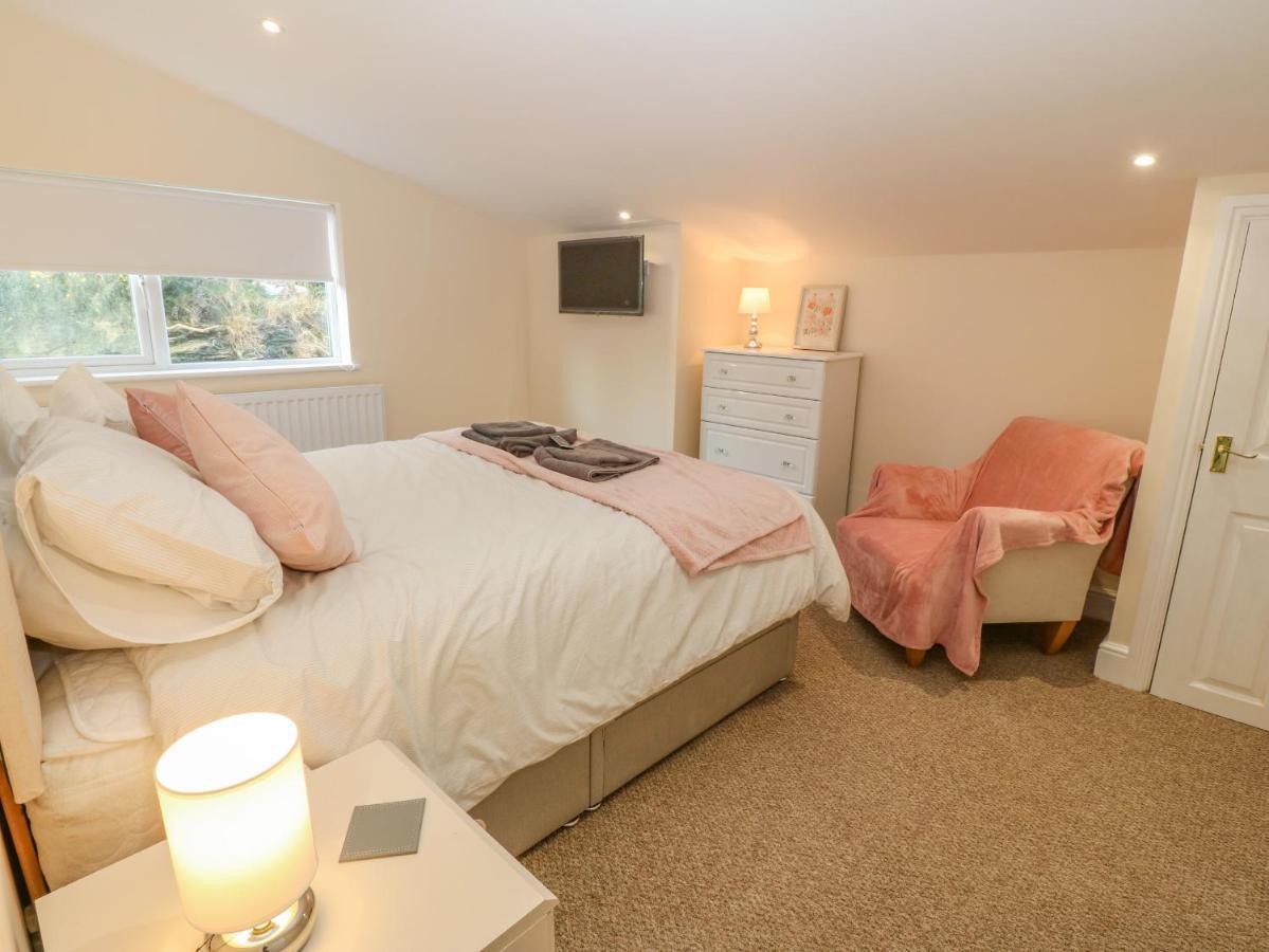 The Apartment At Plas Yr Eithin Amlwch Exteriör bild