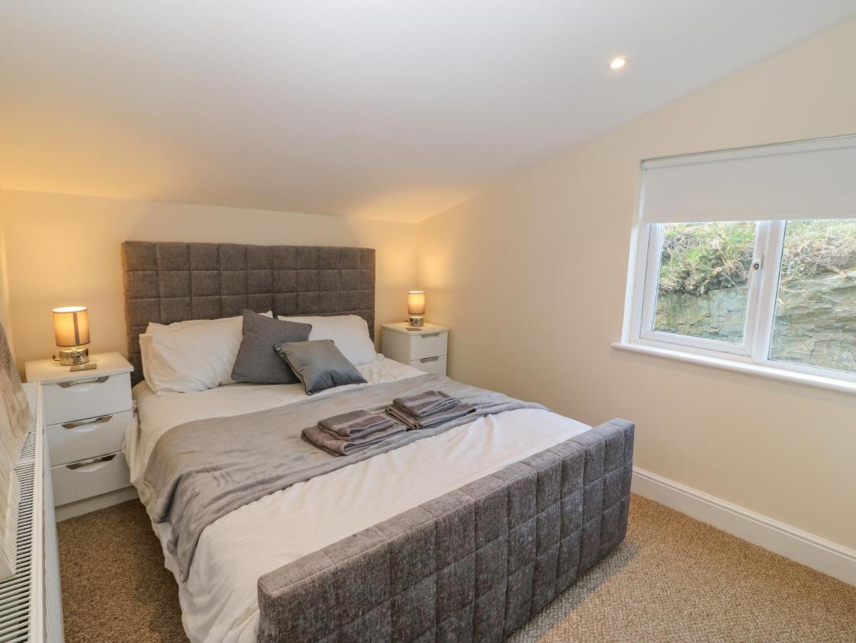 The Apartment At Plas Yr Eithin Amlwch Exteriör bild