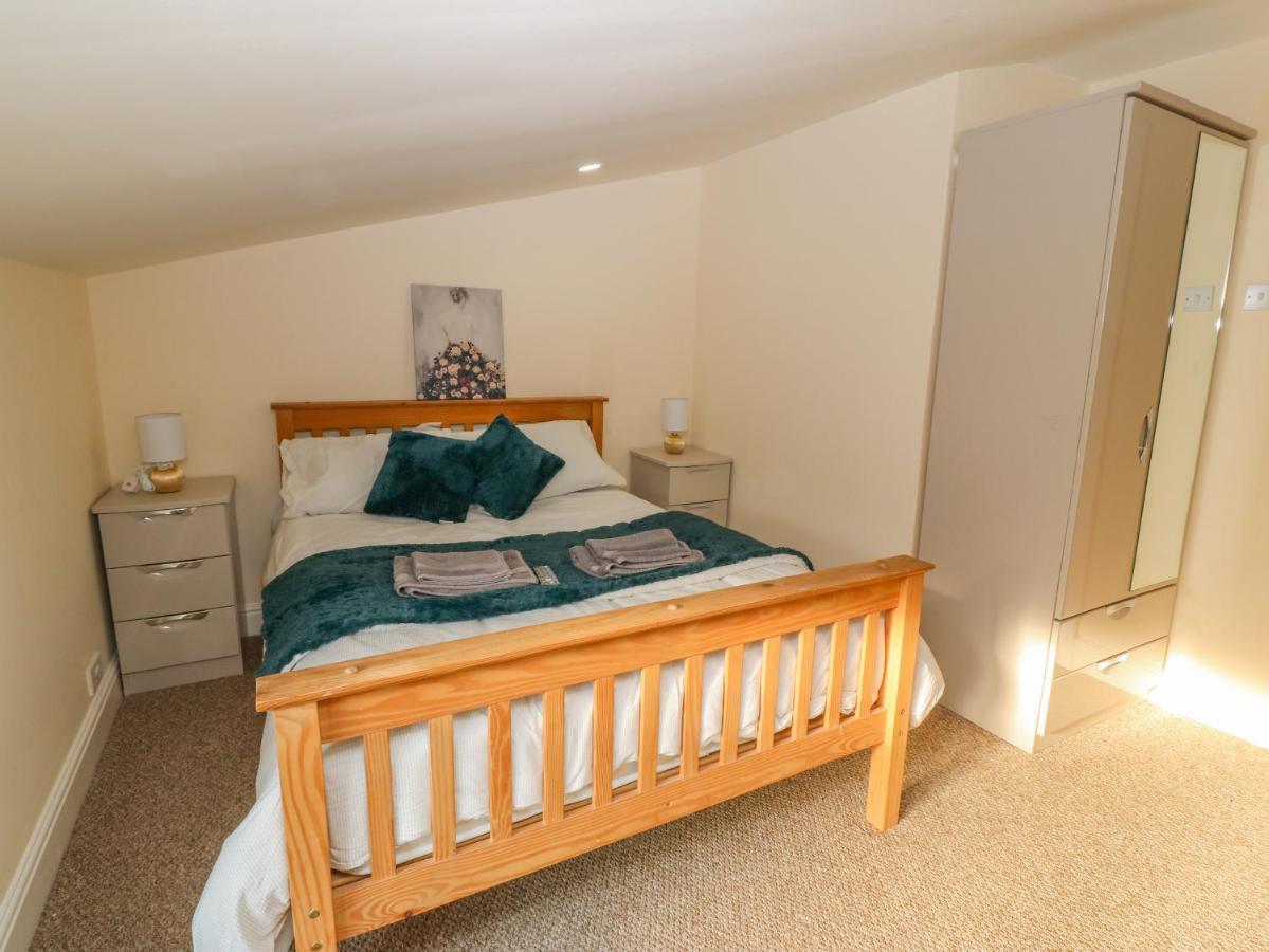 The Apartment At Plas Yr Eithin Amlwch Exteriör bild