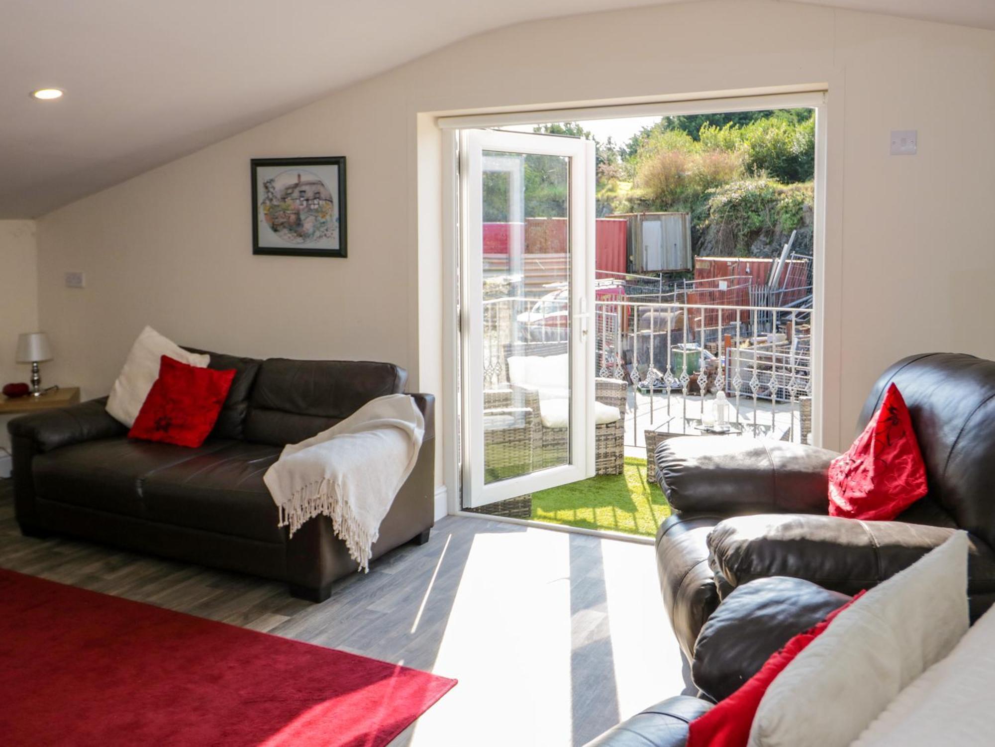 The Apartment At Plas Yr Eithin Amlwch Exteriör bild